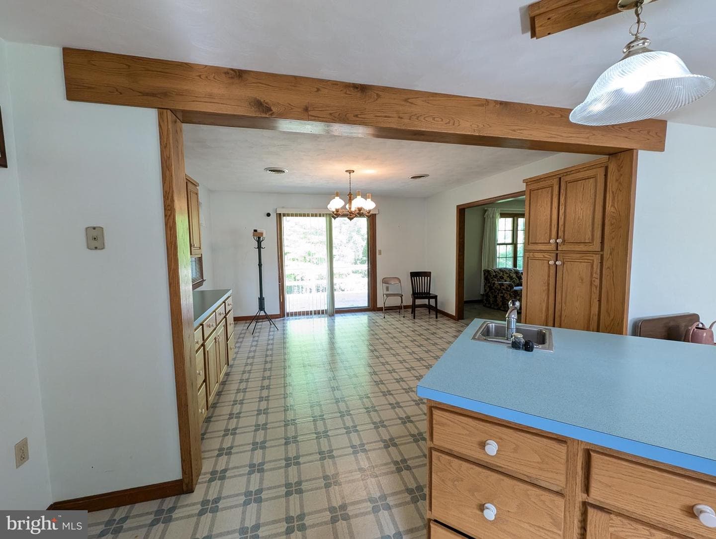 380 Belmont Road photo 27