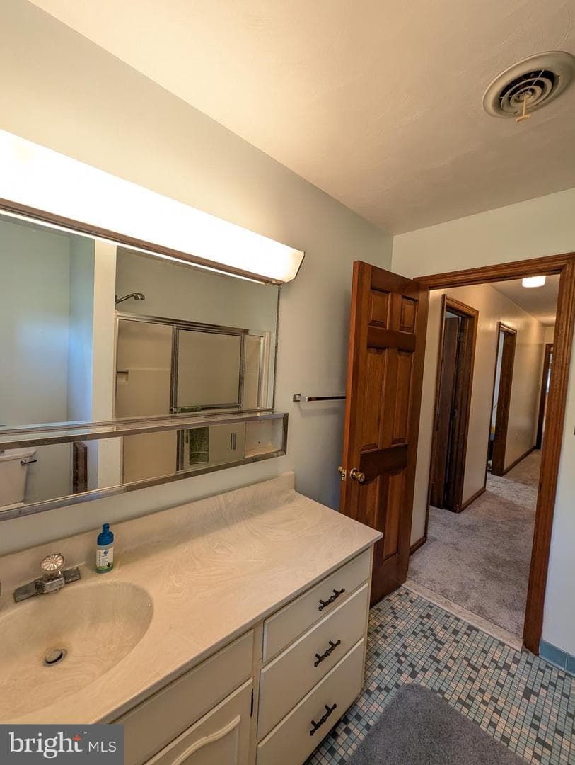 380 Belmont Road photo 44