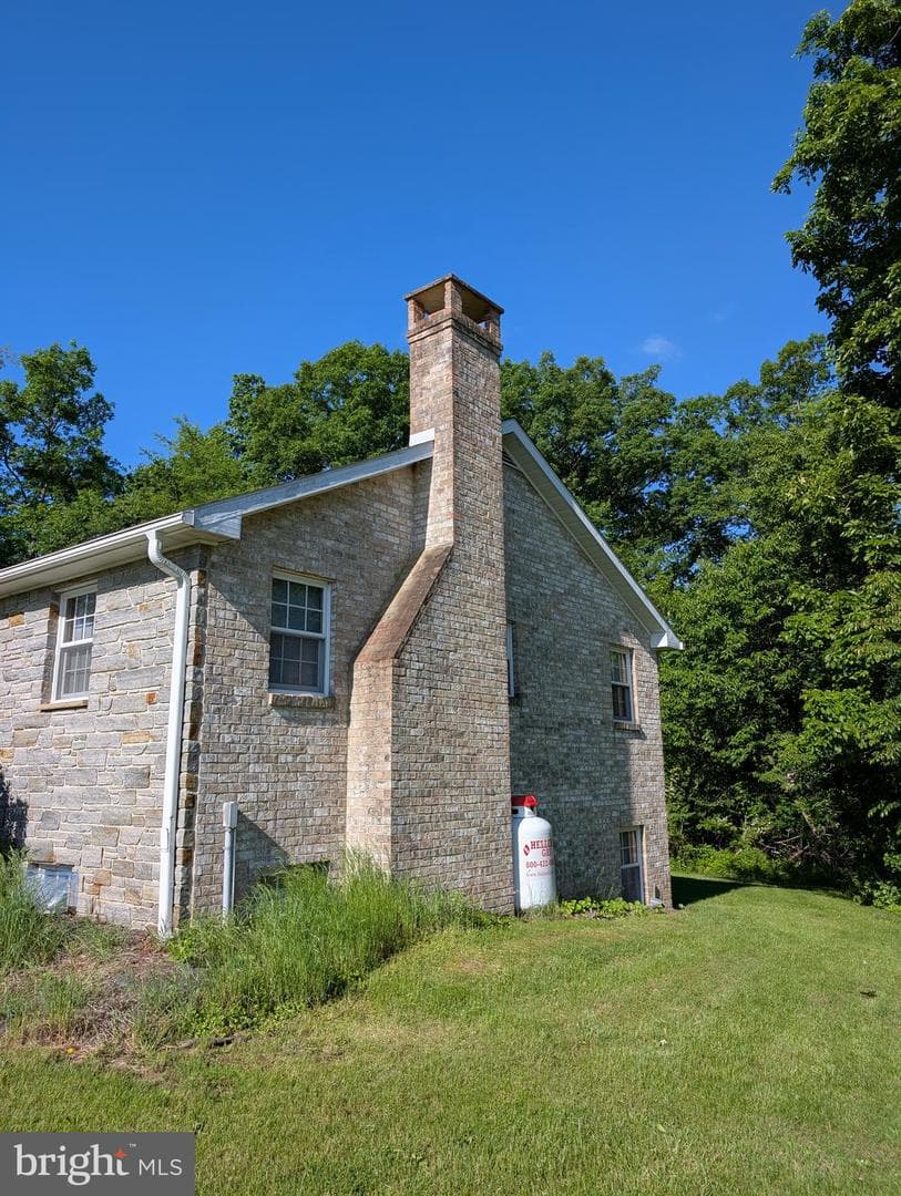 380 Belmont Road photo 9