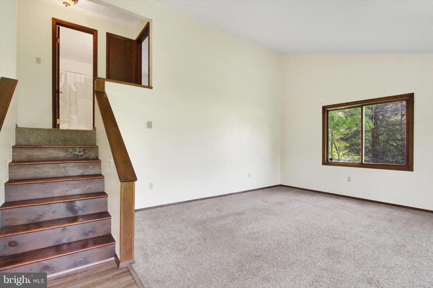 298 Lake Meade Drive photo 3