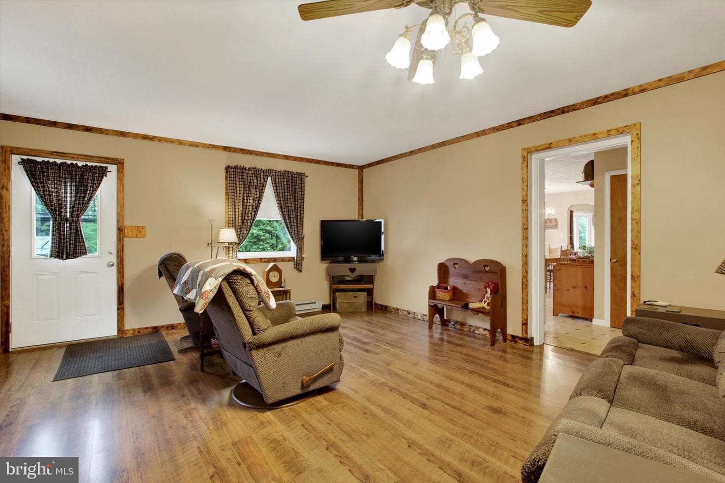 1239 Pine Run Road photo 10