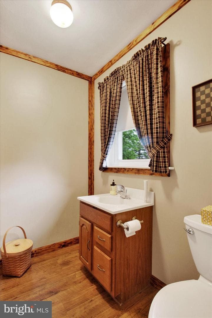 1239 Pine Run Road photo 14