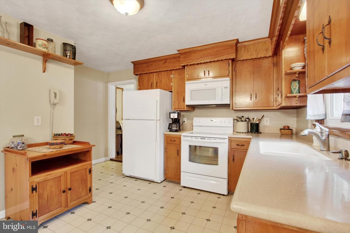 1239 Pine Run Road photo 8