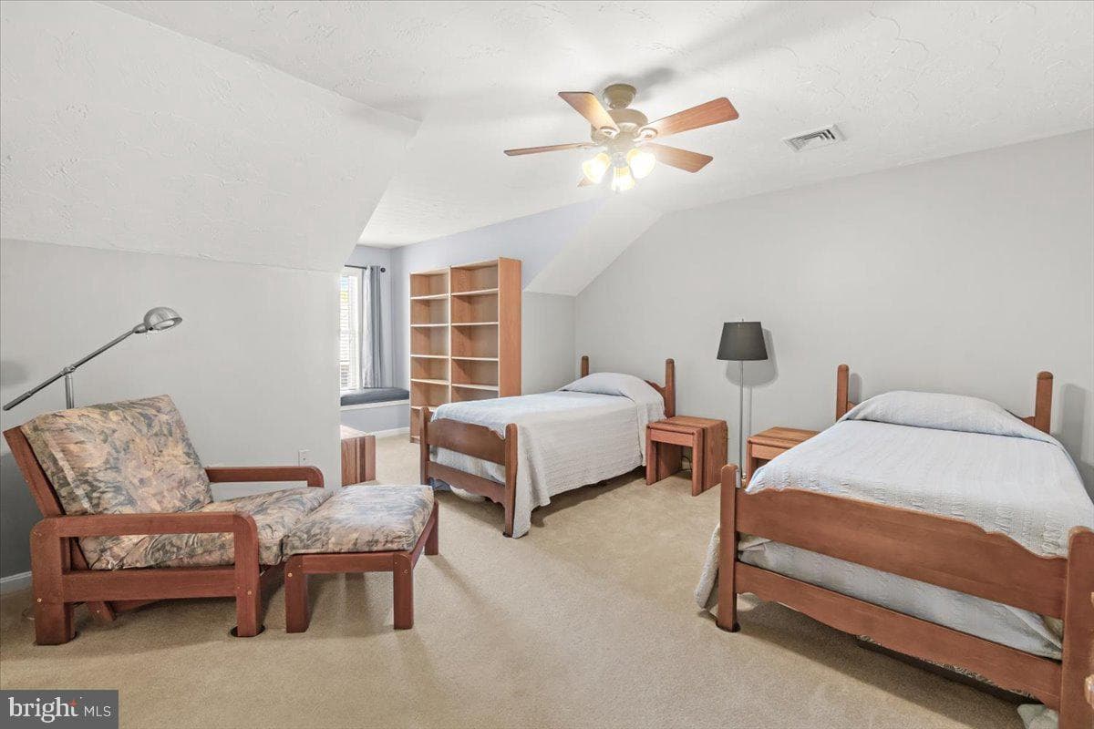 49 Longhorn Lane photo 21