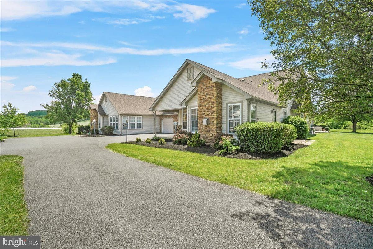 49 Longhorn Lane photo 26
