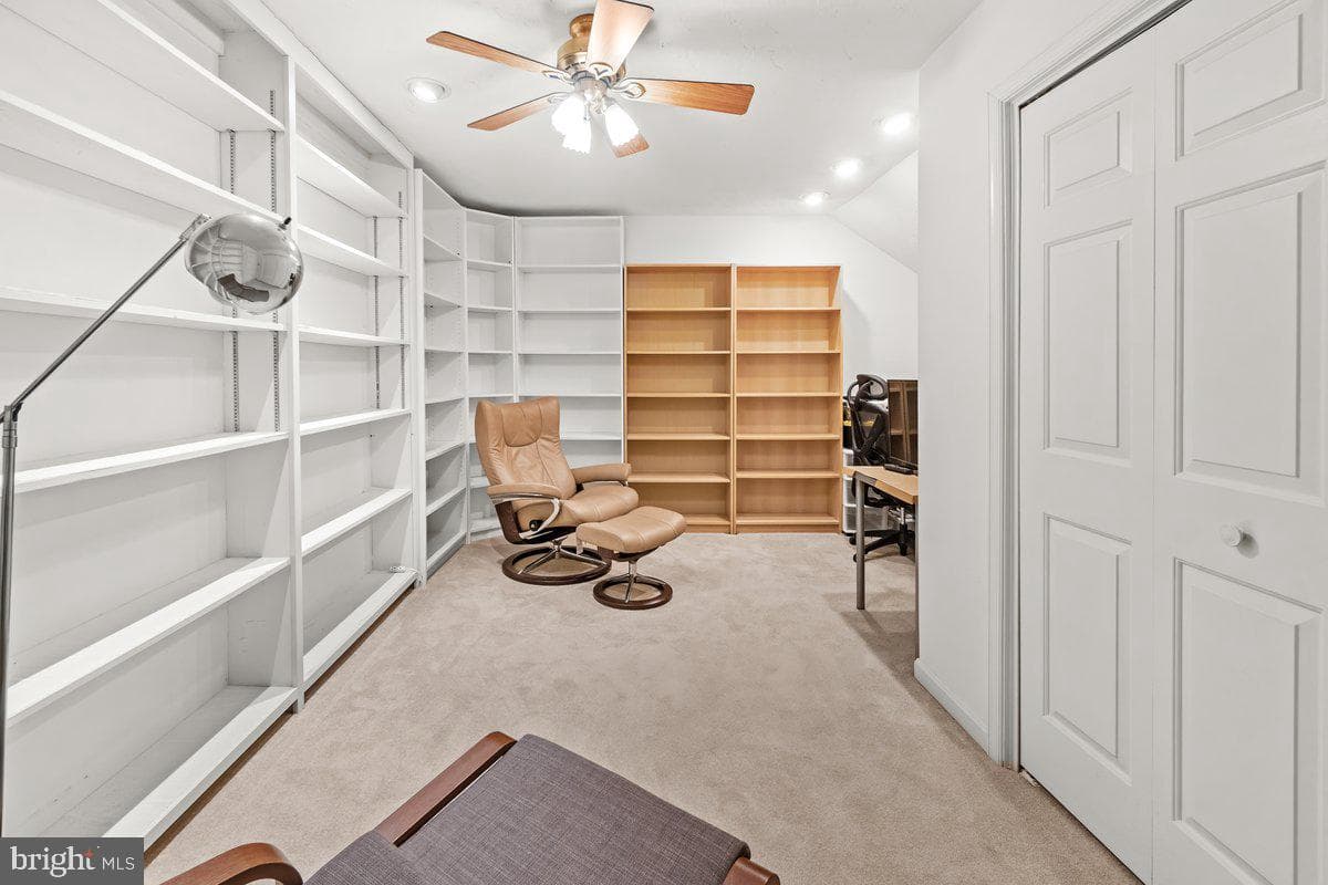 49 Longhorn Lane photo 33