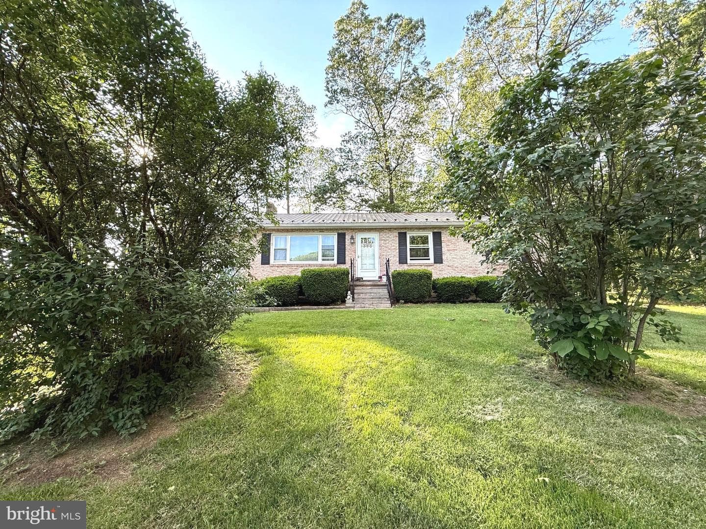 1290 Hunterstown Road photo 4
