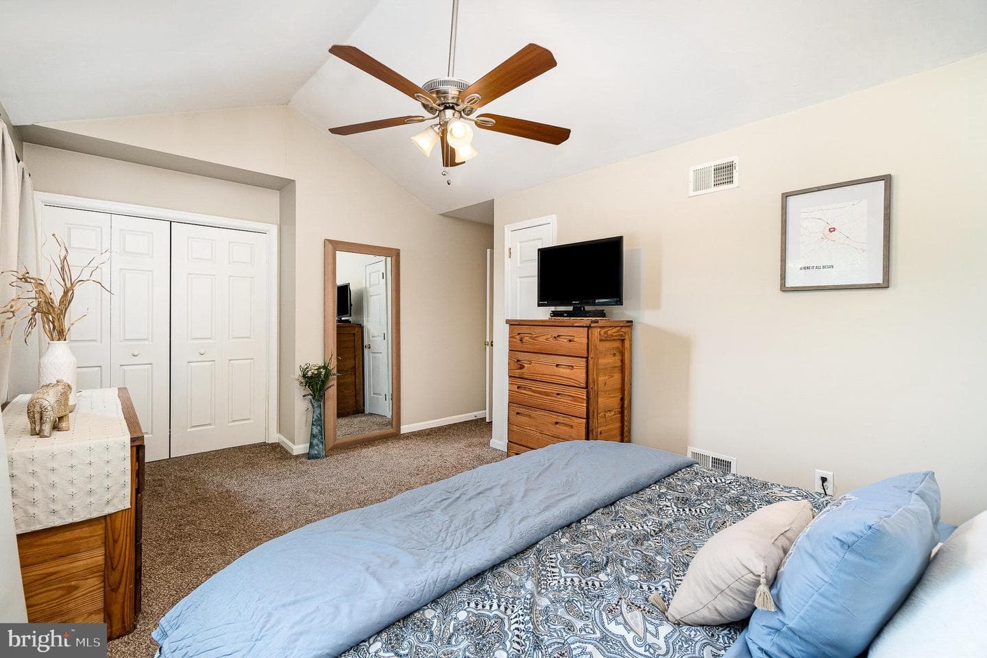 41 Squire Circle photo 11