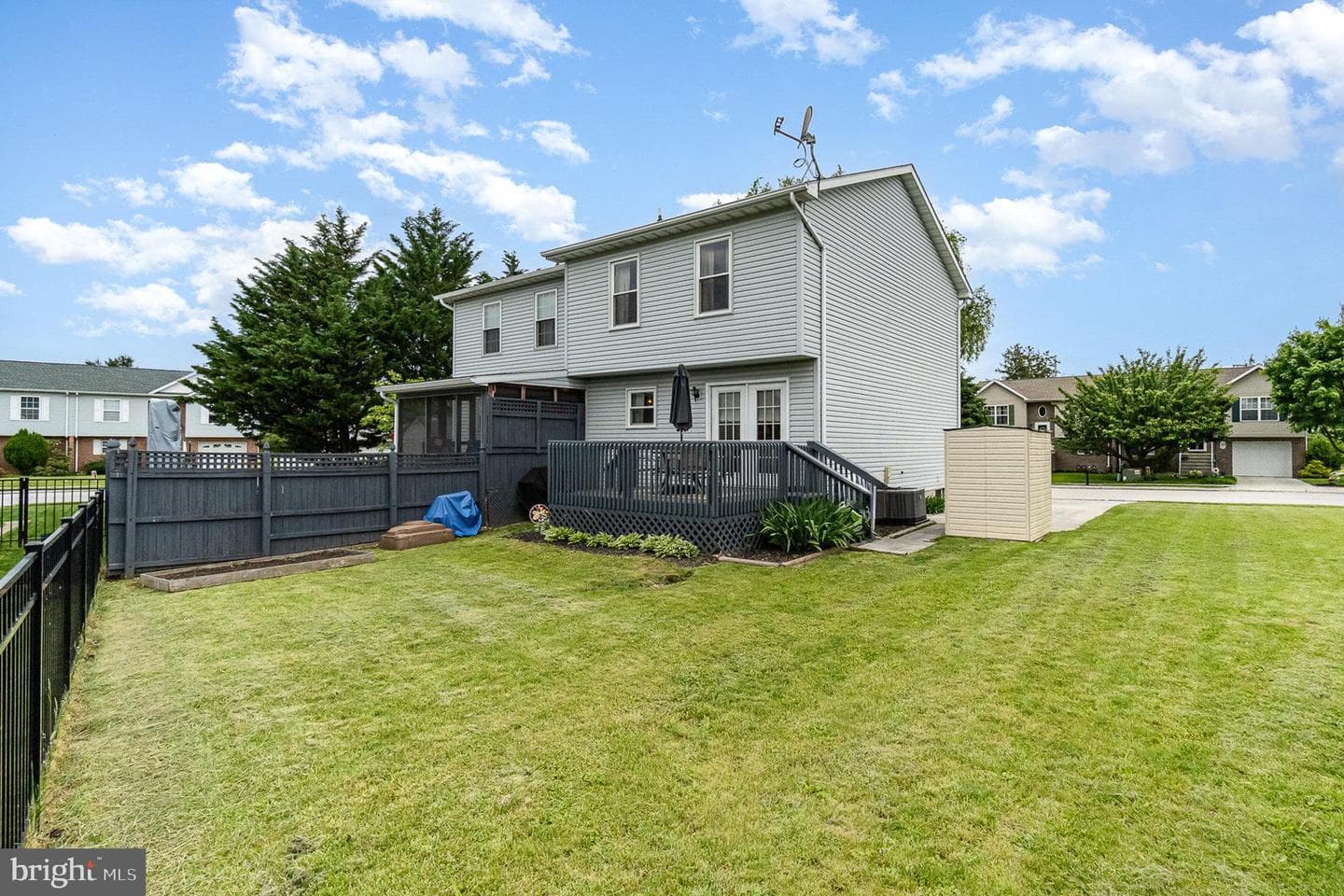 41 Squire Circle photo 24