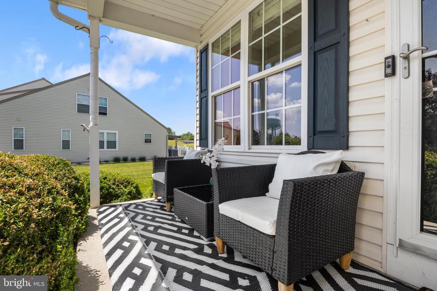 136 Cedarfield Drive photo 3