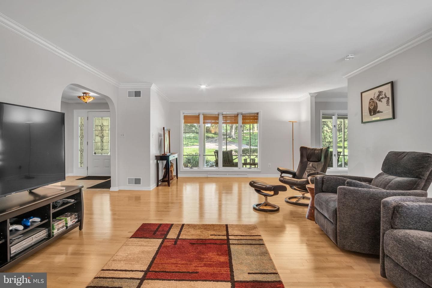 220 Longview Boulevard photo 32