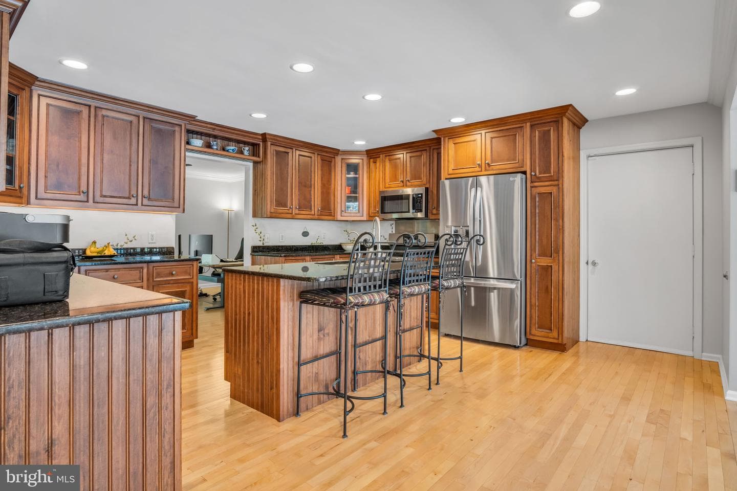 220 Longview Boulevard photo 34
