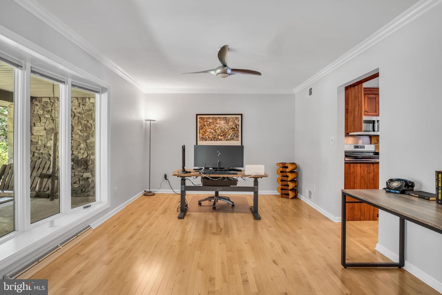 220 Longview Boulevard photo 39