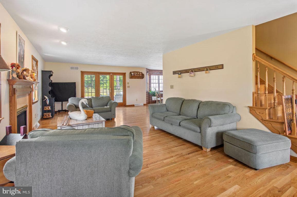 148 S Allwood Drive photo 4