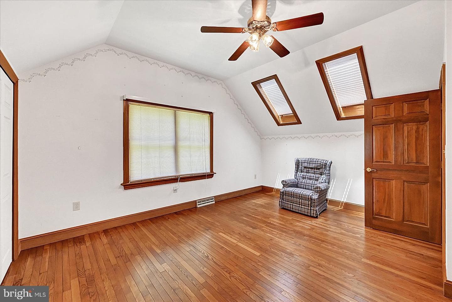 59 Segovia Court photo 35
