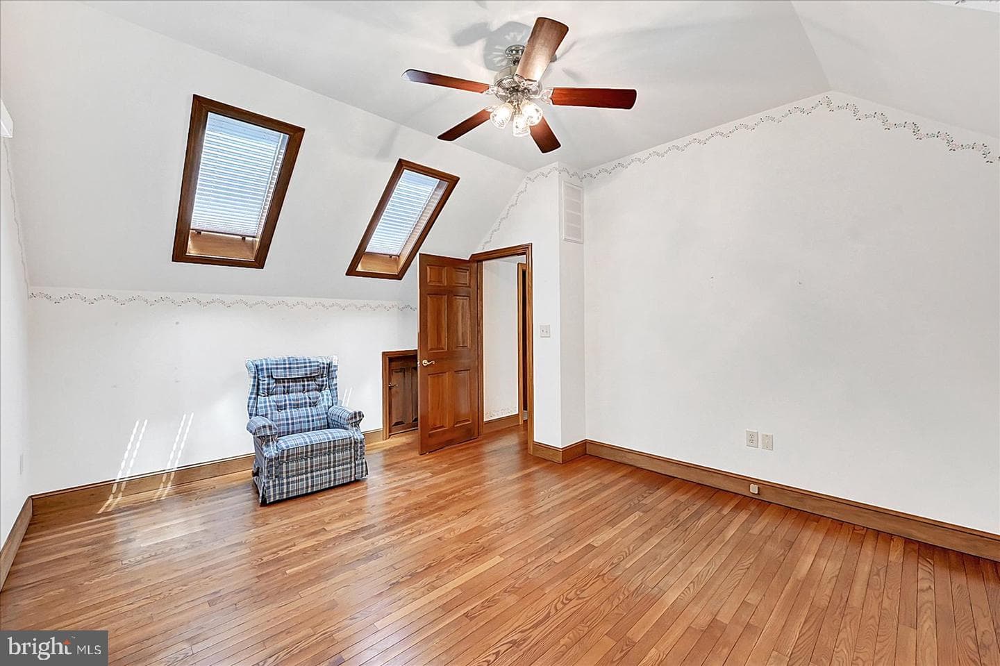 59 Segovia Court photo 36