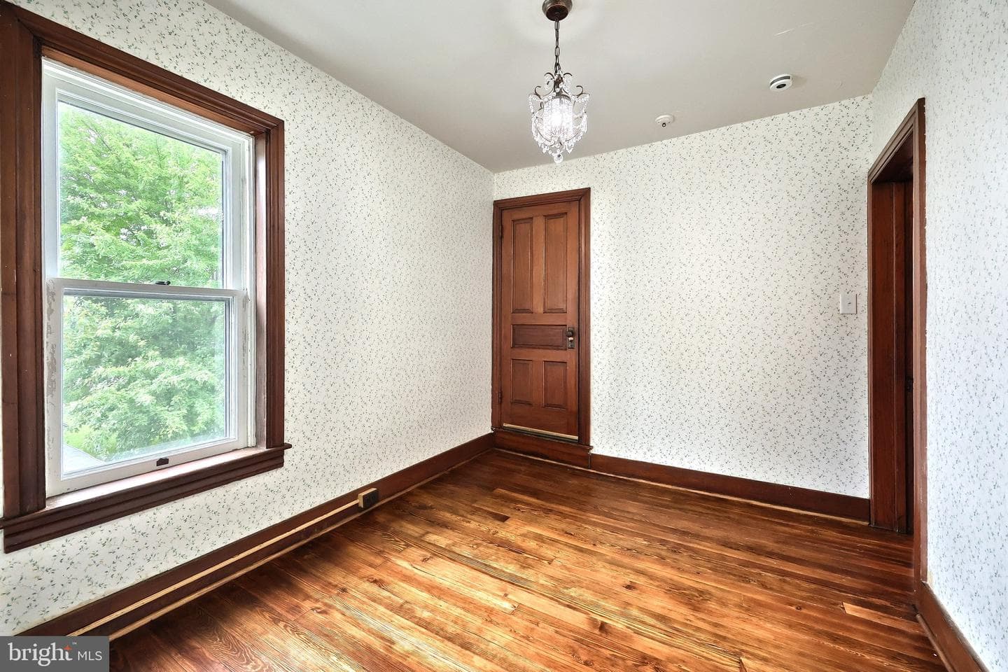 415 Lincoln Way West photo 15