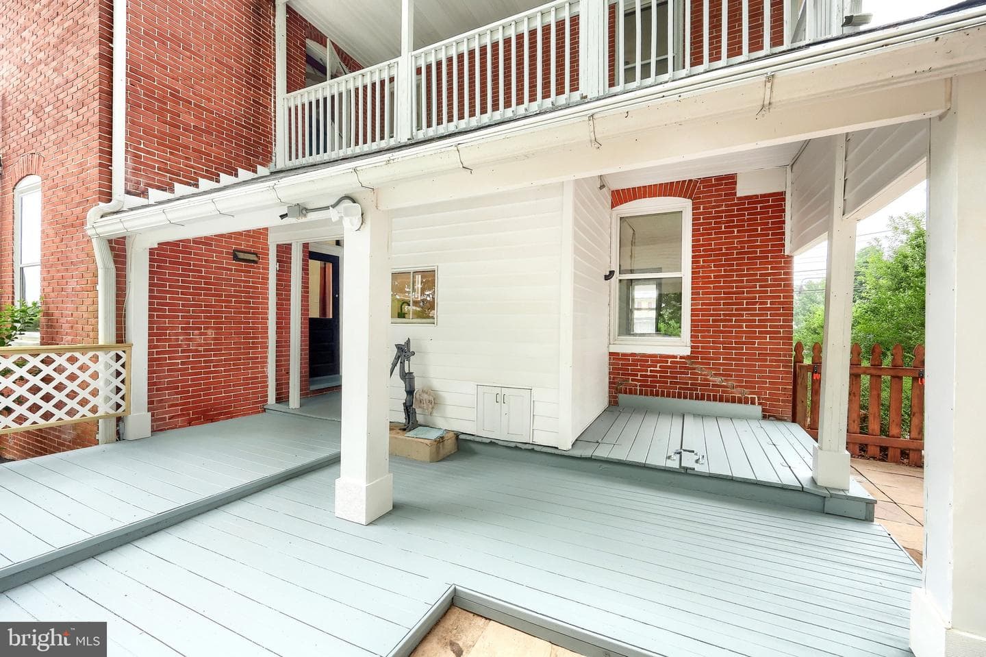 415 Lincoln Way West photo 43