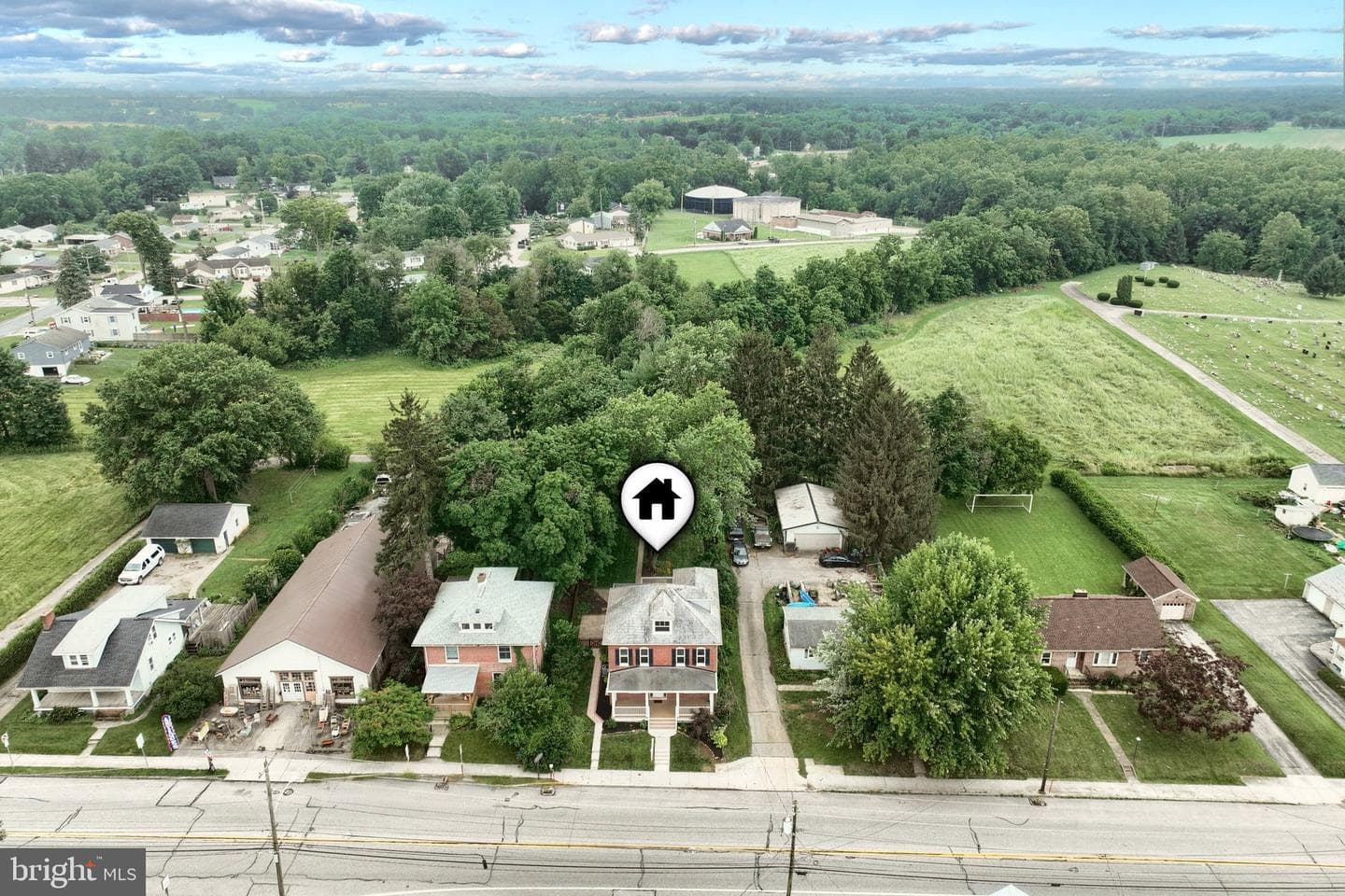 415 Lincoln Way West photo 54