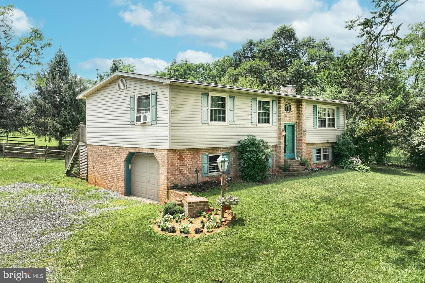 2425 East Berlin Road photo 3
