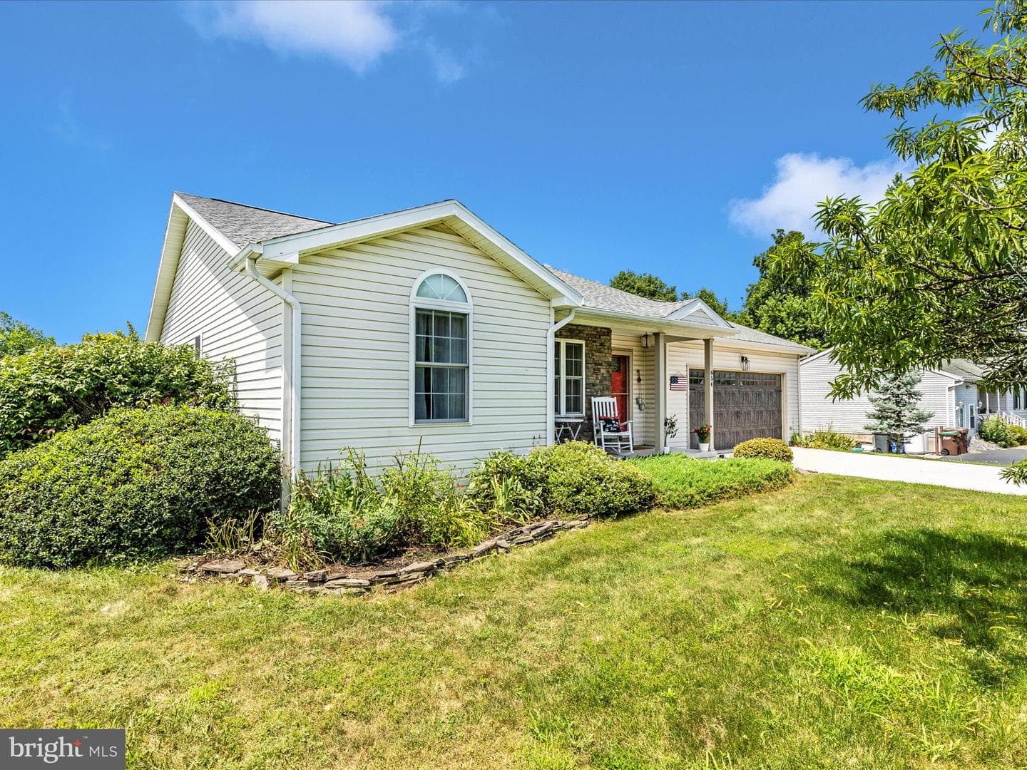 654 Curtis Drive photo 40