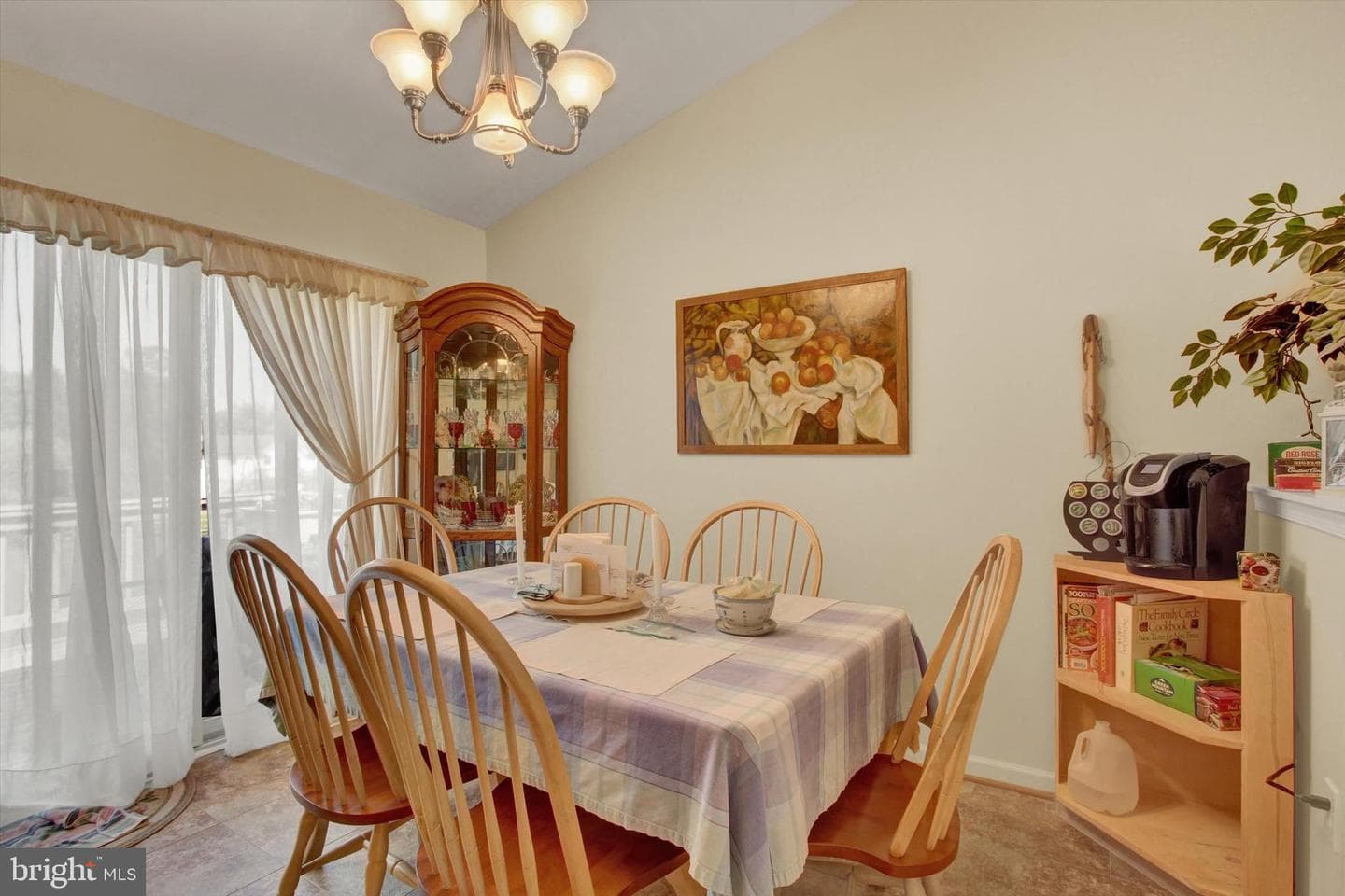 12 Yorktowne Court photo 7