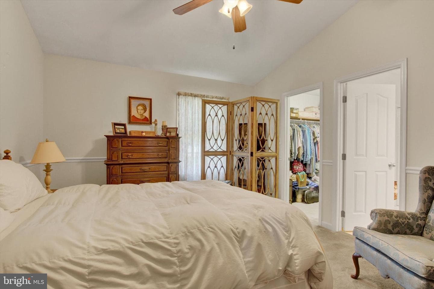 12 Yorktowne Court photo 8