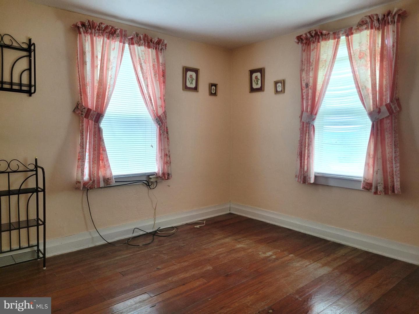 179 Topper Road photo 10