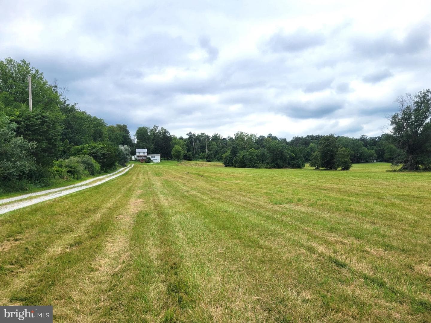 179 Topper Road photo 20