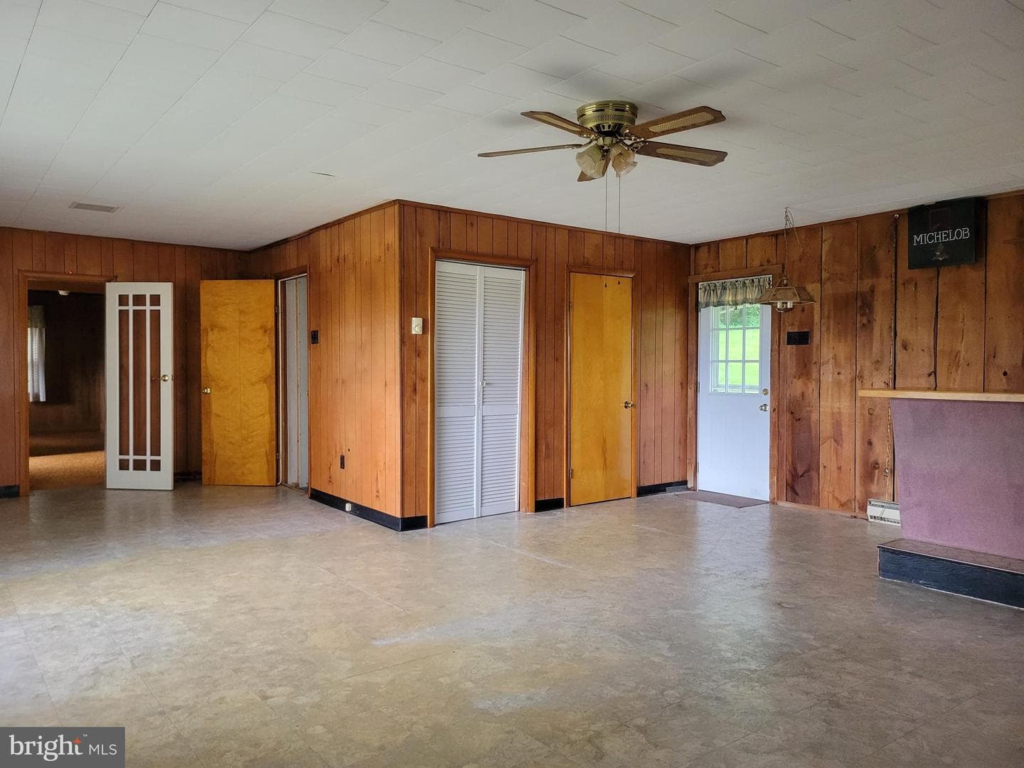 179 Topper Road photo 9