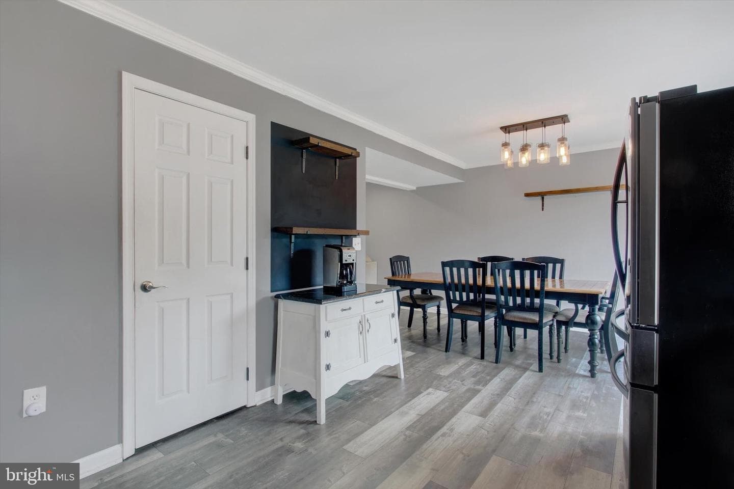 42 Jessica Drive photo 13