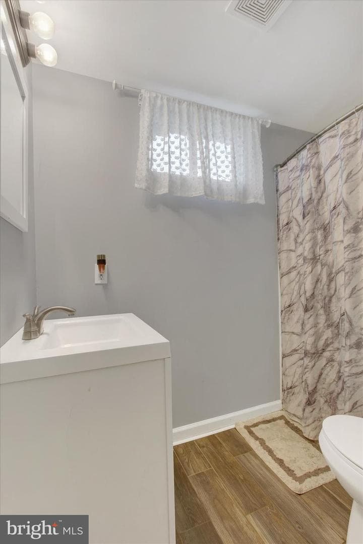 42 Jessica Drive photo 20