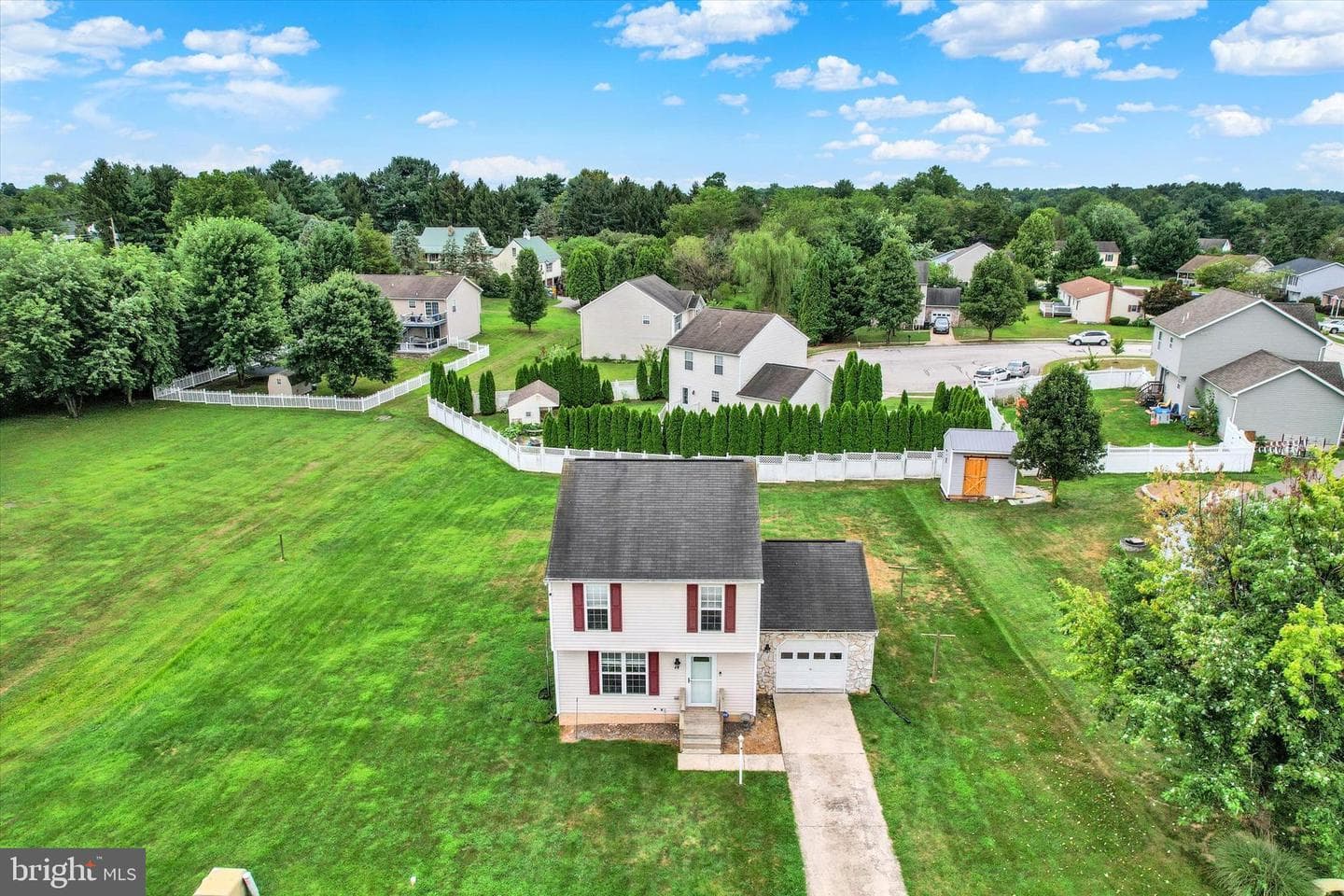 42 Jessica Drive photo 23