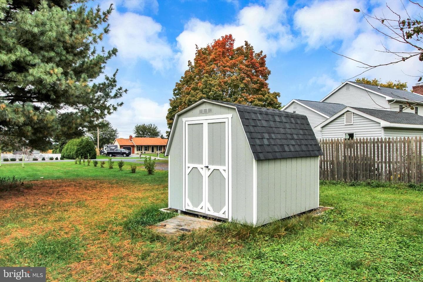 630 Mehring Road photo 24