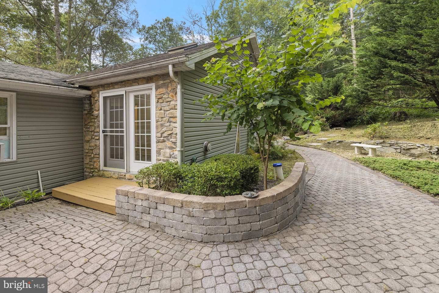 993 Mount Hope Road photo 10