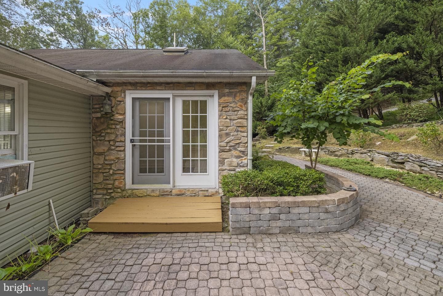 993 Mount Hope Road photo 11