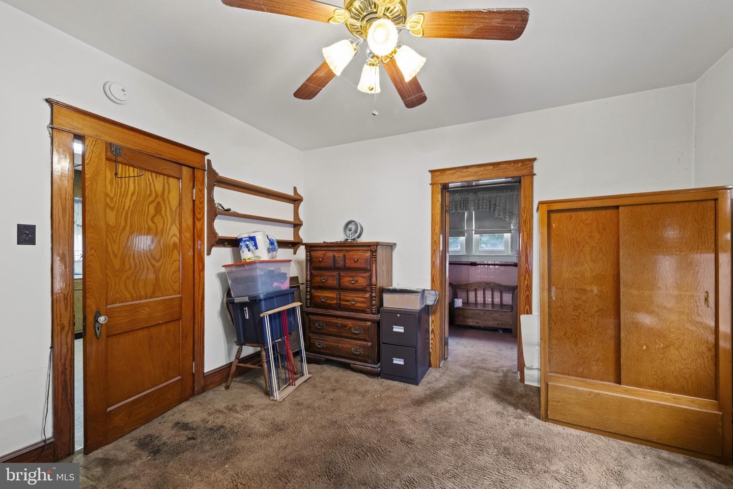 549 E King Street photo 12
