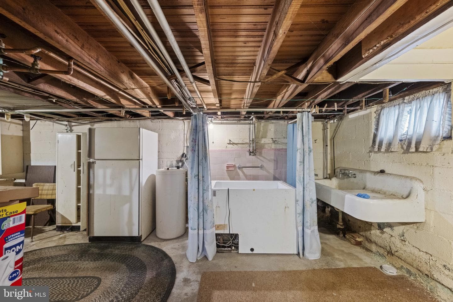 549 E King Street photo 21