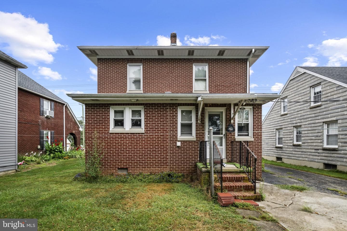 549 E King Street photo 25