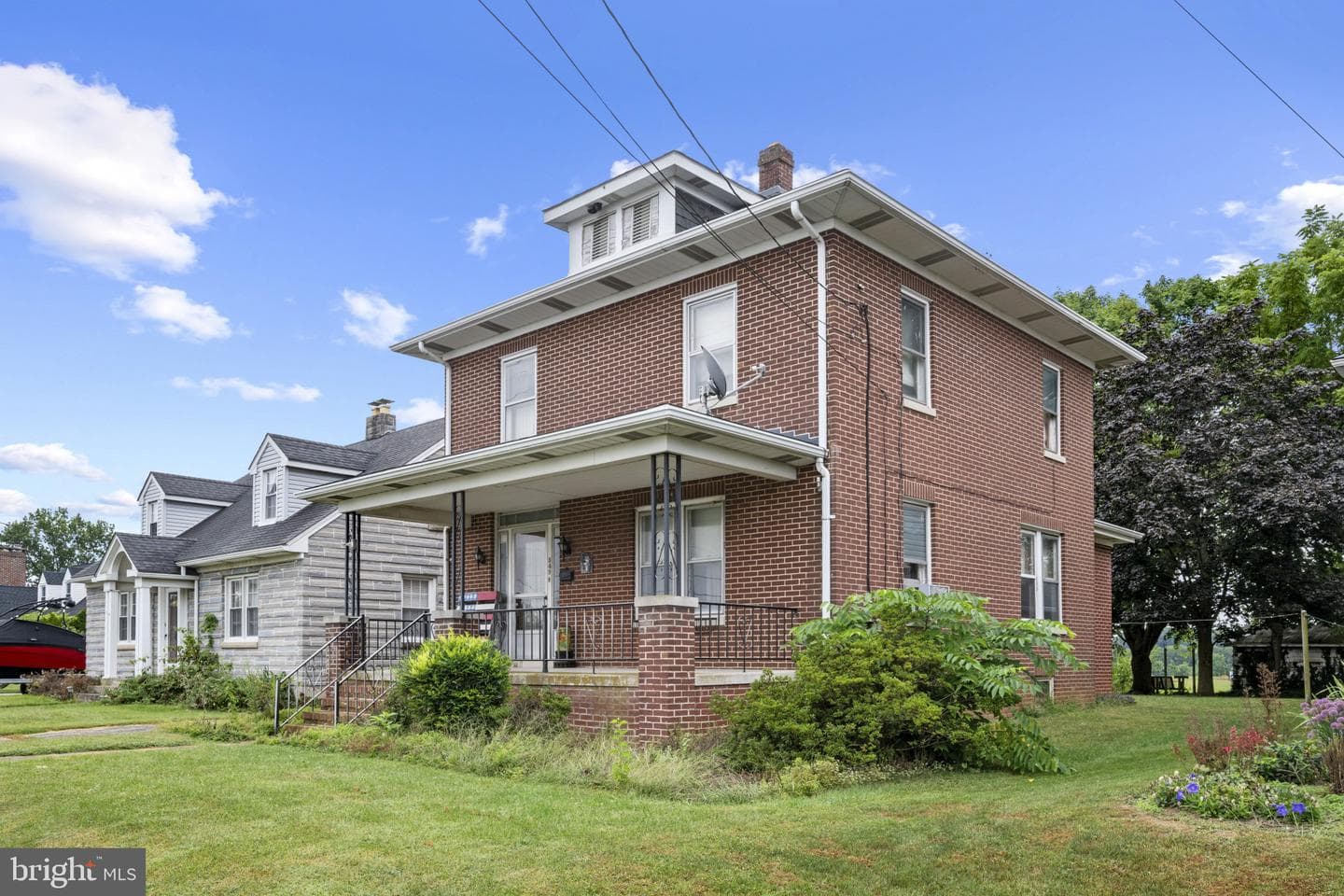 549 E King Street photo 28