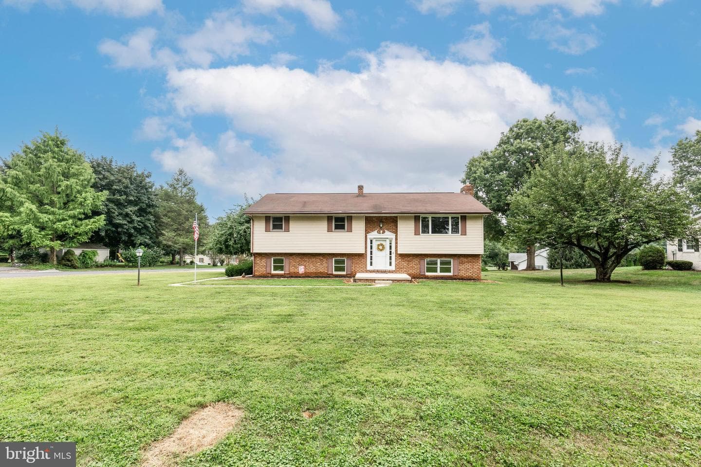 640 Bollinger Road photo 2