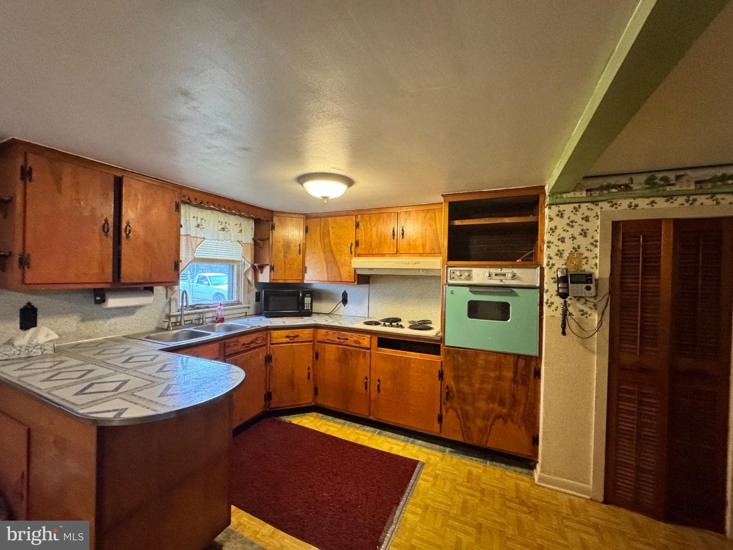3678 Centennial Road photo 4
