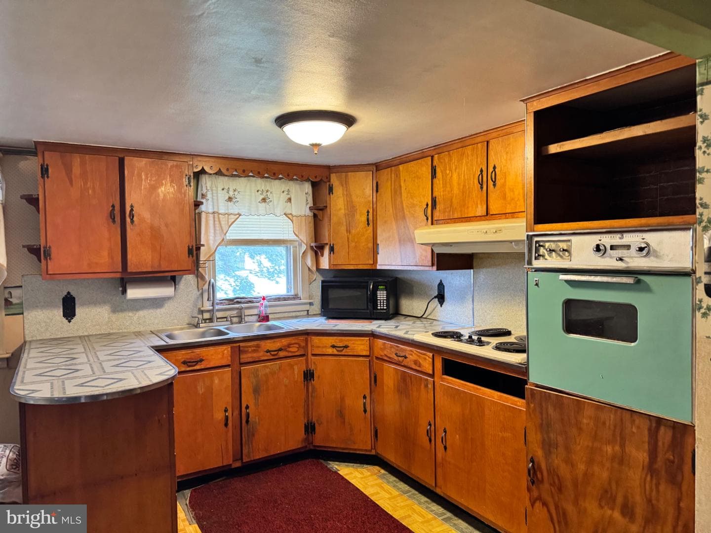 3678 Centennial Road photo 5