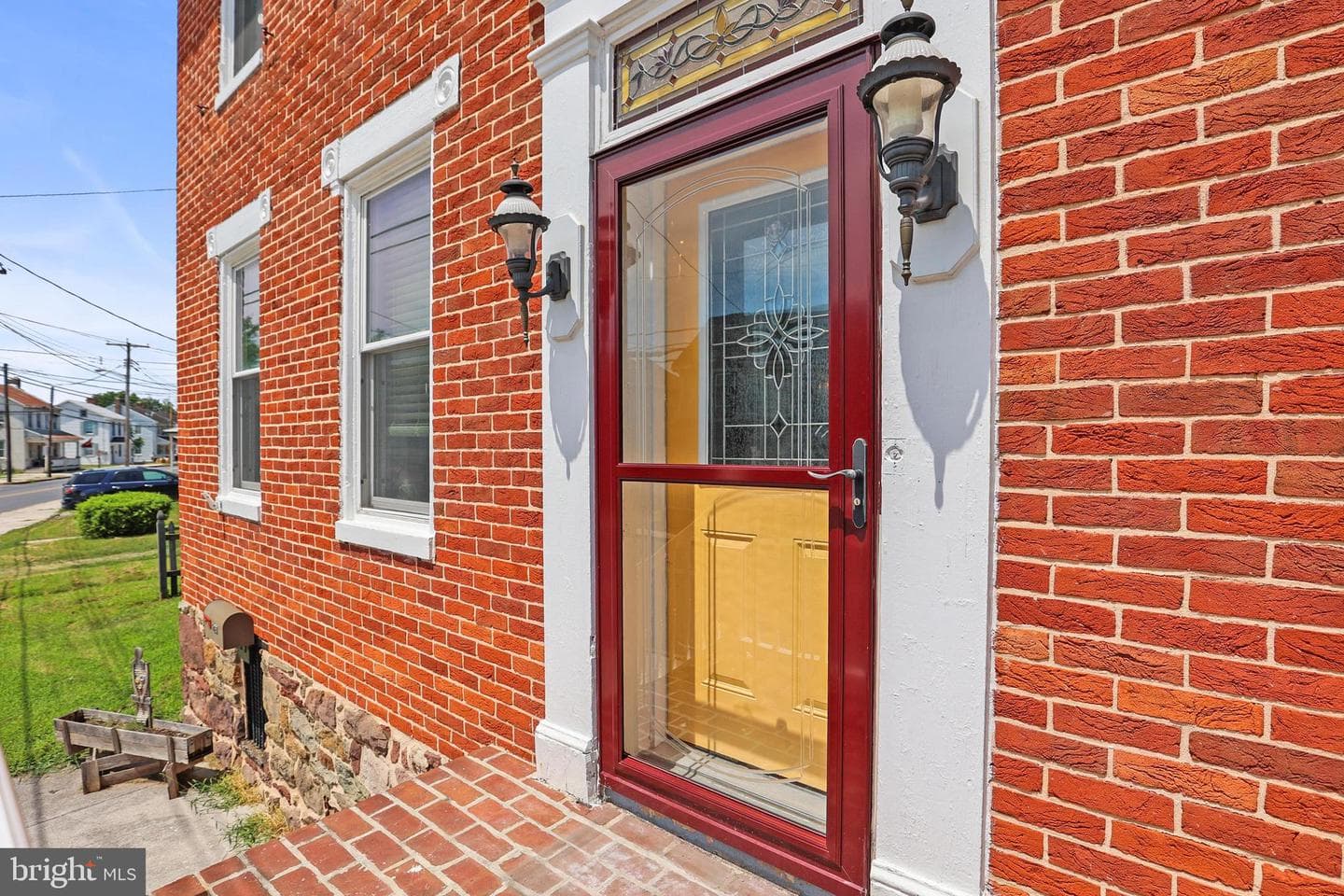 129 W King Street photo 2