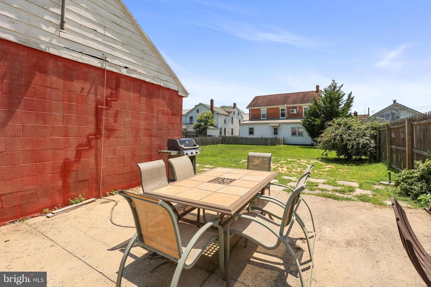 129 W King Street photo 41