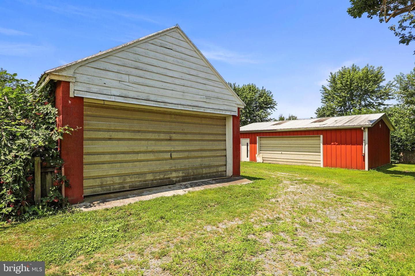 129 W King Street photo 43
