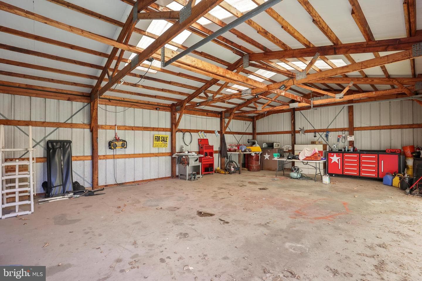 129 W King Street photo 46