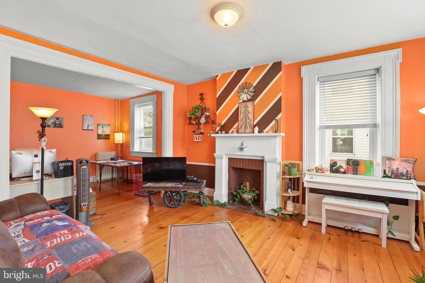129 W King Street photo 6