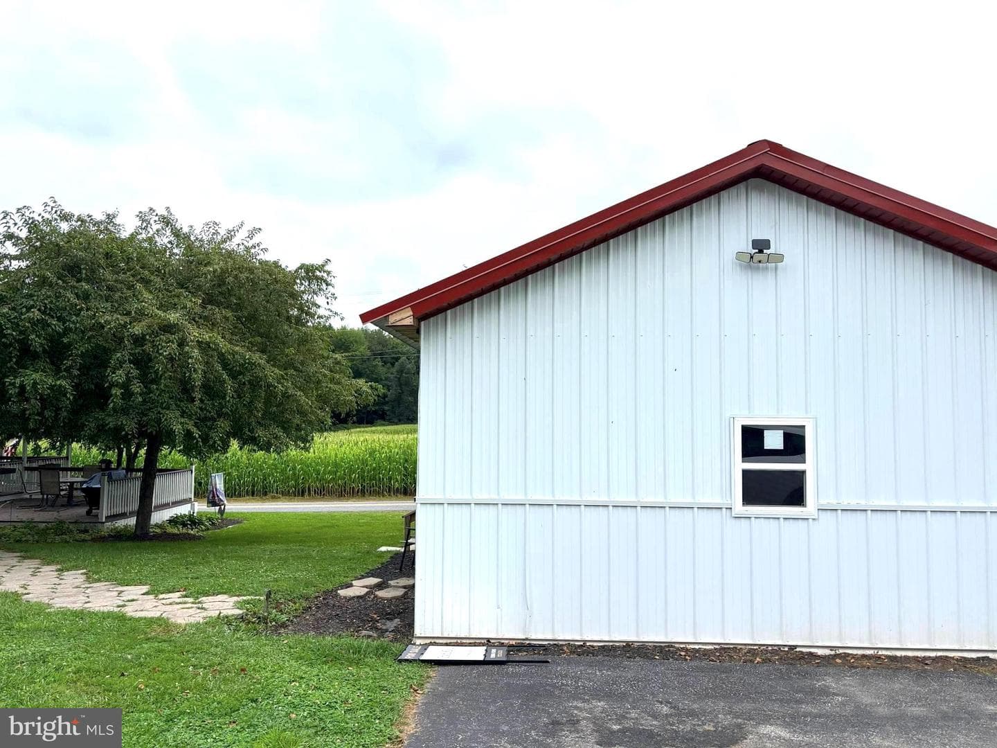 290 Woods Road photo 31