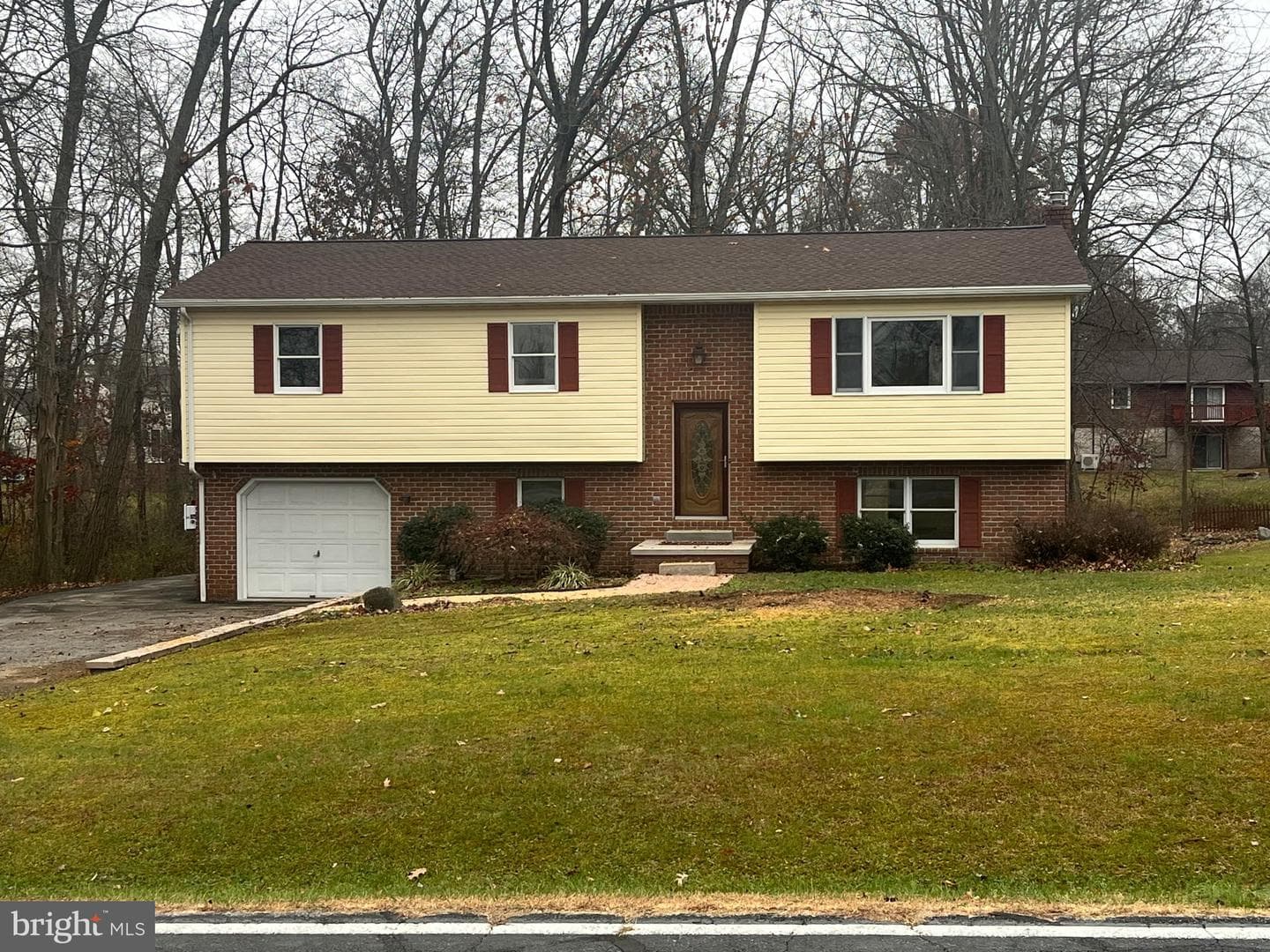 279 Longstreet Drive